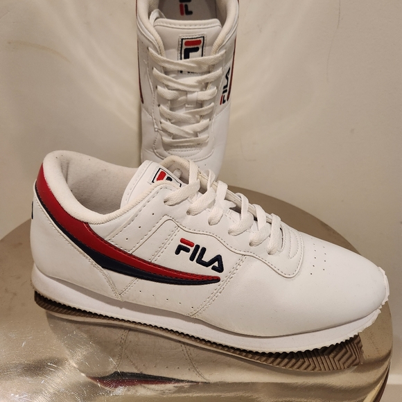 Fila - Picture 7 of 8